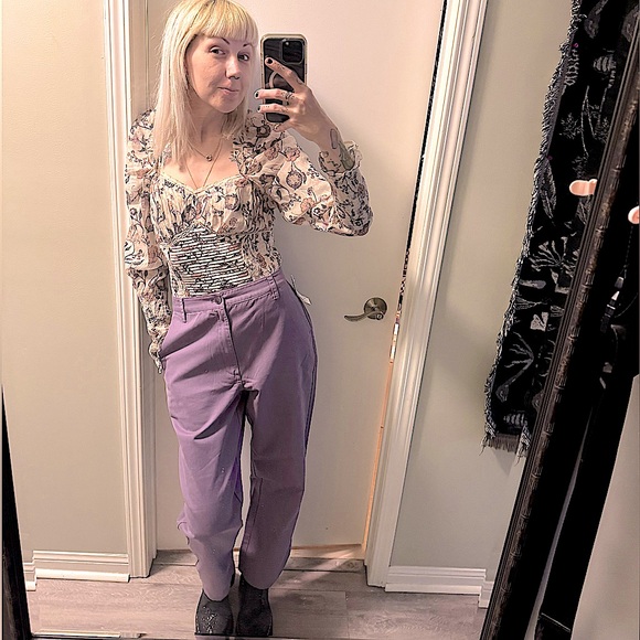 ARITZIA • SUNDAY BEST (NWT) • Jaden Jeans / Pants • Size 8 • Violet Haze - Picture 3 of 16